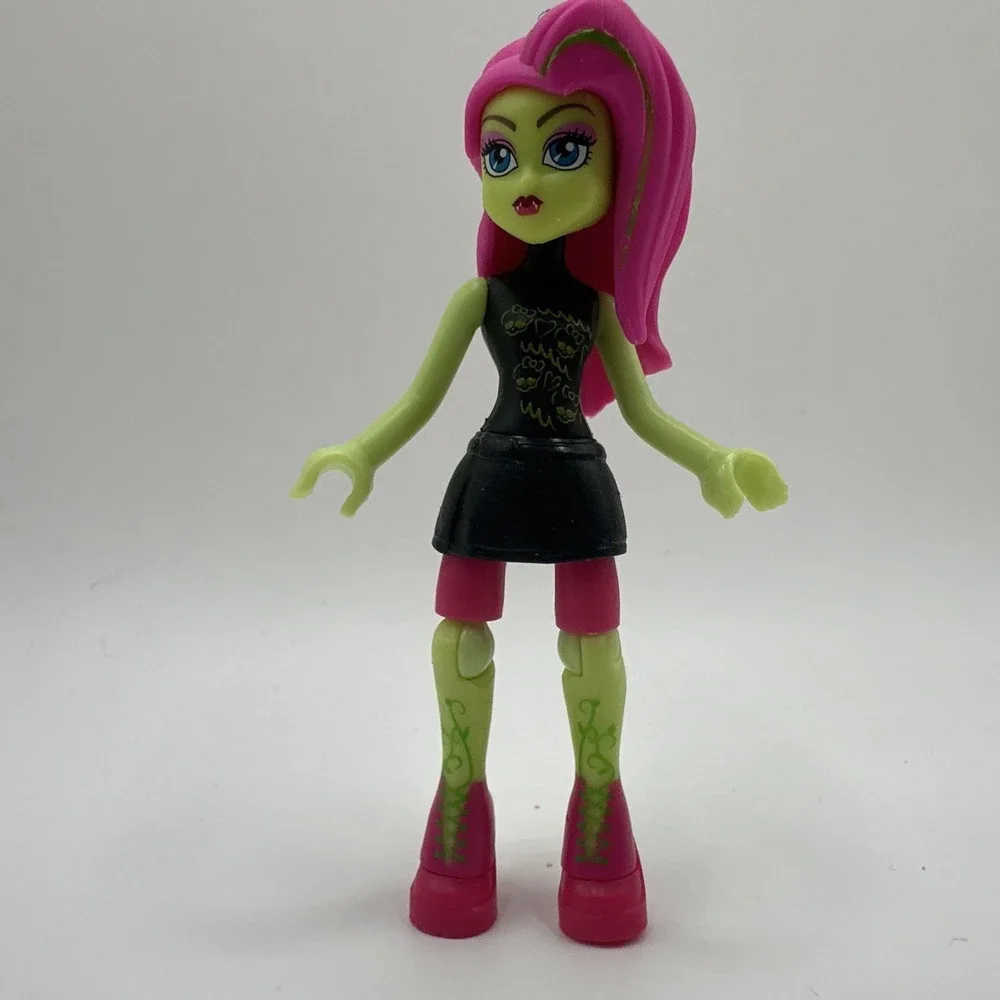 Monster High Mega Bloks Venus McFlytrap Mini Figure Doll 3